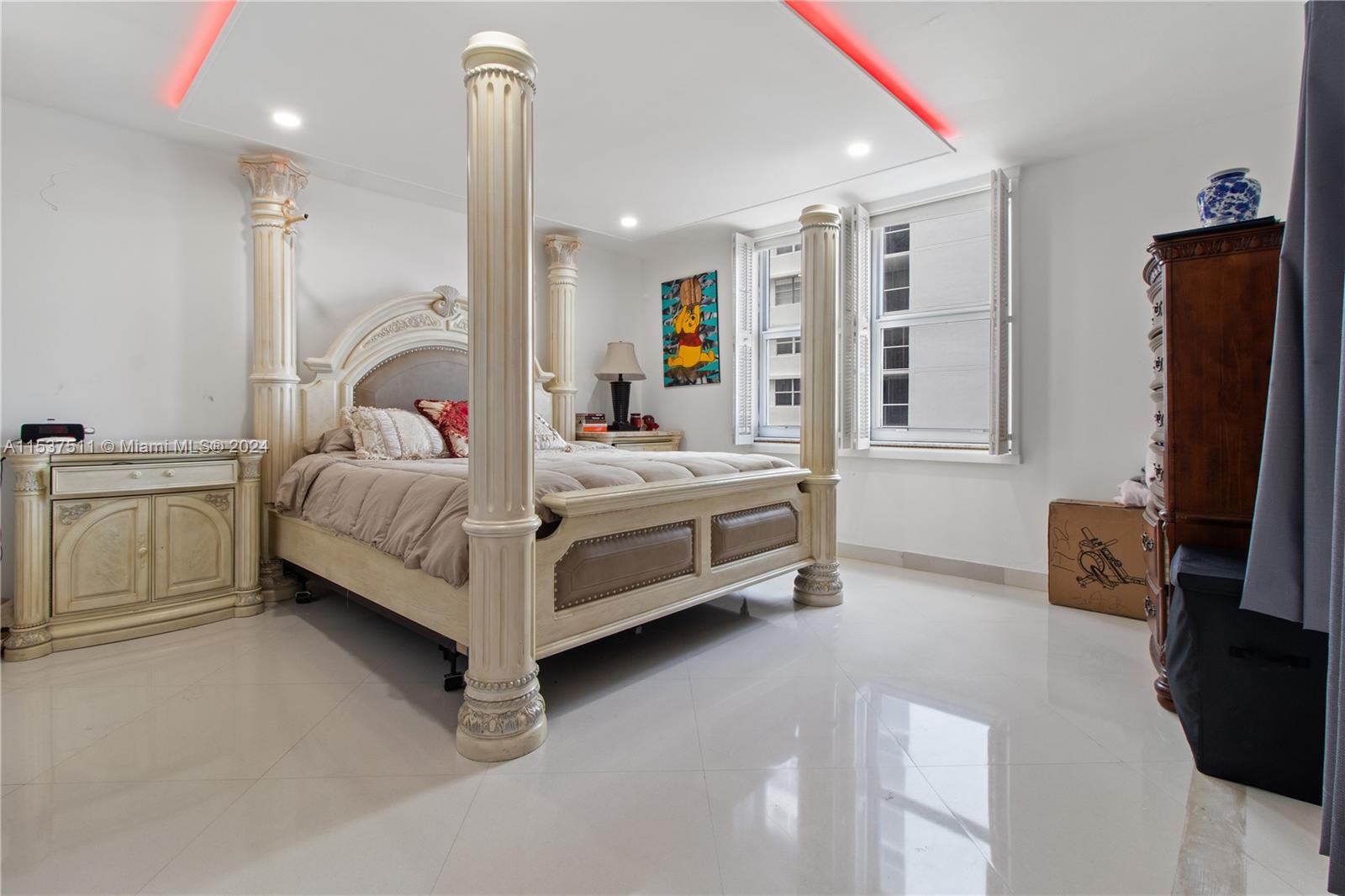 1912 S OCEAN DR 3 D, Hallandale Beach, Florida 33009, 2 Bedrooms Bedrooms, ,2 BathroomsBathrooms,Residential,For Sale,1912 S OCEAN DR 3 D,A11537511