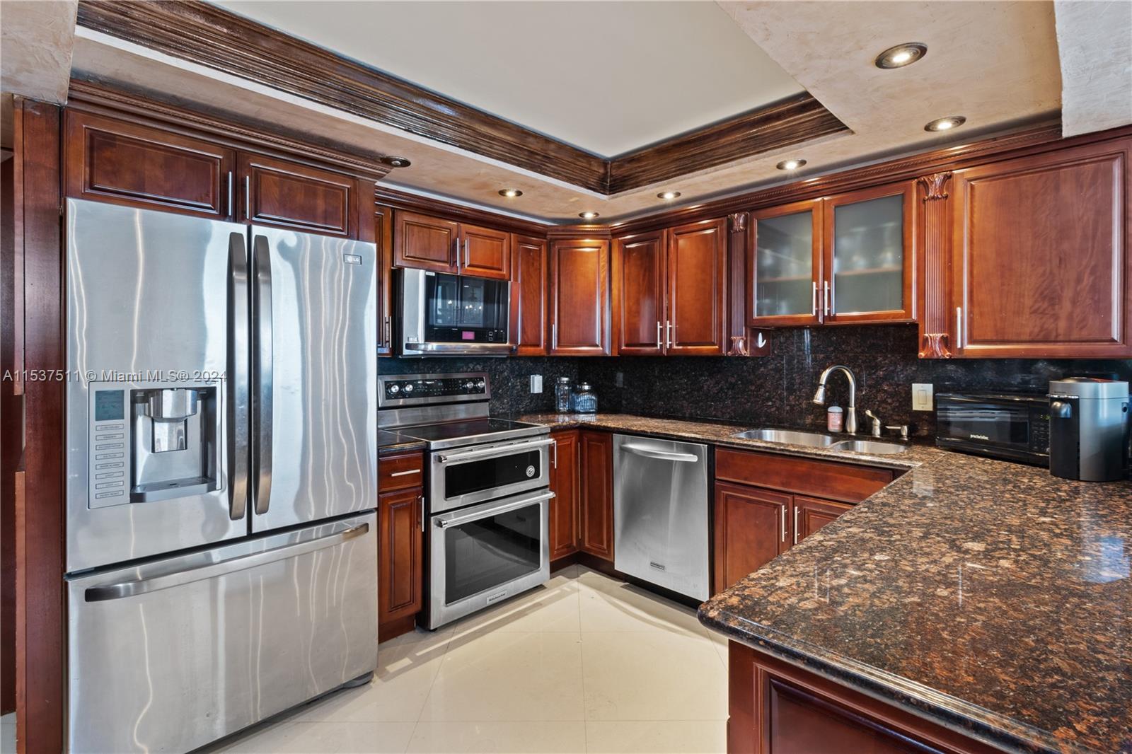 1912 S OCEAN DR 3 D, Hallandale Beach, Florida 33009, 2 Bedrooms Bedrooms, ,2 BathroomsBathrooms,Residential,For Sale,1912 S OCEAN DR 3 D,A11537511