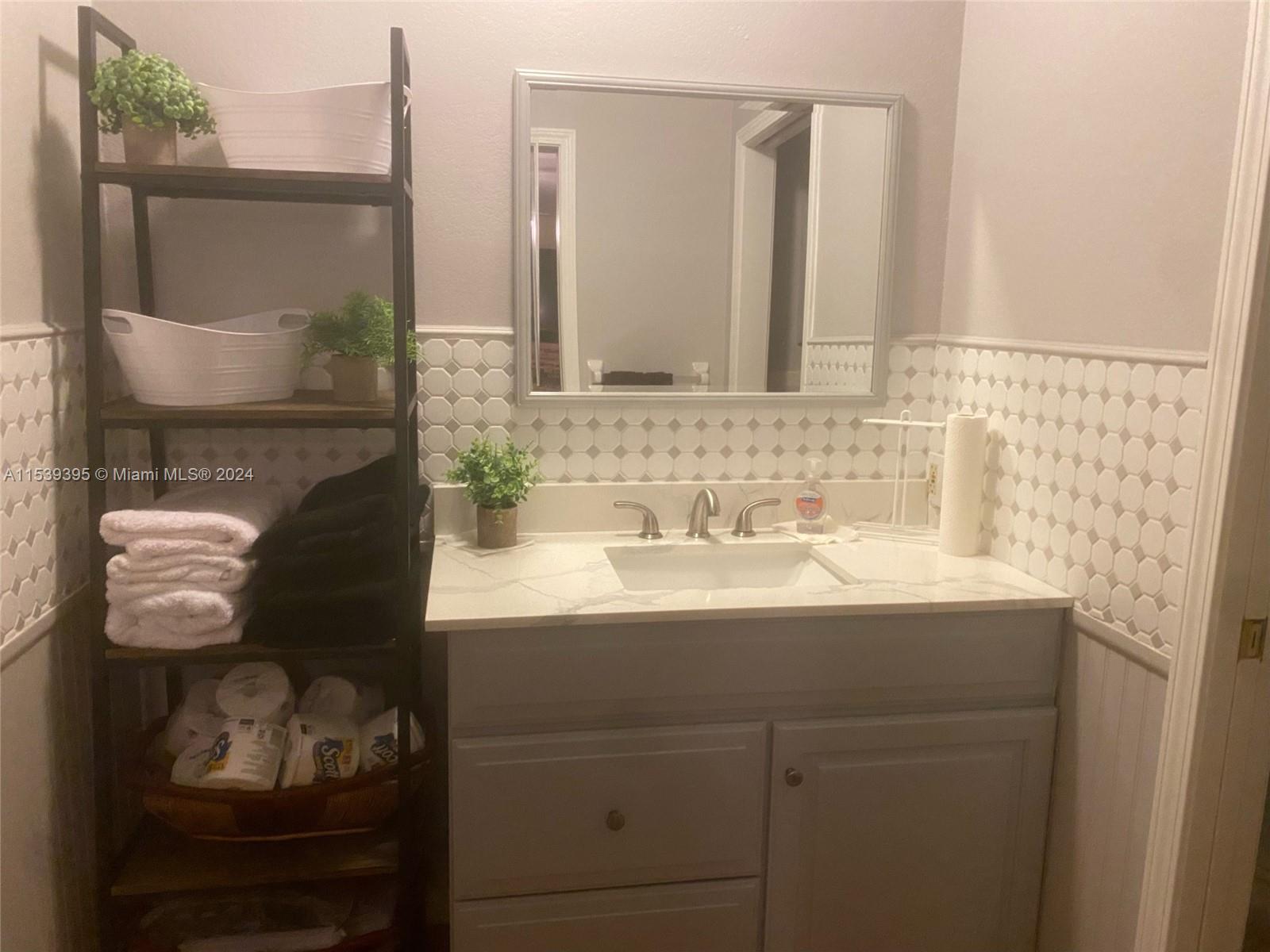 16401 SW 248th St, Homestead, Florida 33031, 3 Bedrooms Bedrooms, ,2 BathroomsBathrooms,Residential,For Sale,16401 SW 248th St,A11539395