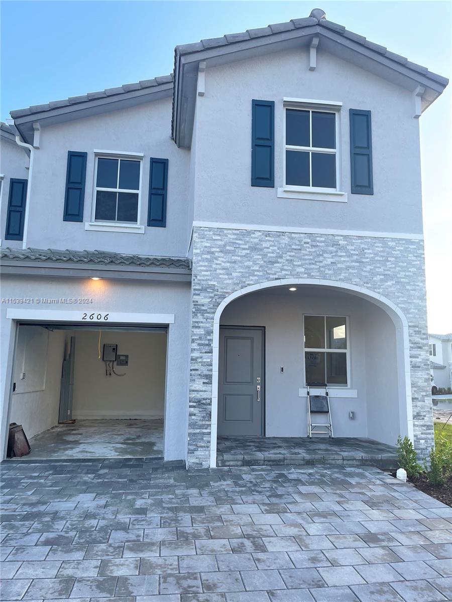 2606 SE 10th St 2606, Homestead, Florida 33035, 3 Bedrooms Bedrooms, ,2 BathroomsBathrooms,Residentiallease,For Rent,2606 SE 10th St 2606,A11539421