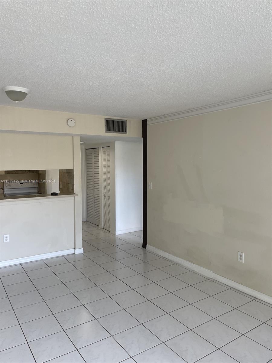8002 SW 149th Ave B211, Miami, Florida 33193, 2 Bedrooms Bedrooms, ,2 BathroomsBathrooms,Residentiallease,For Rent,8002 SW 149th Ave B211,A11539427