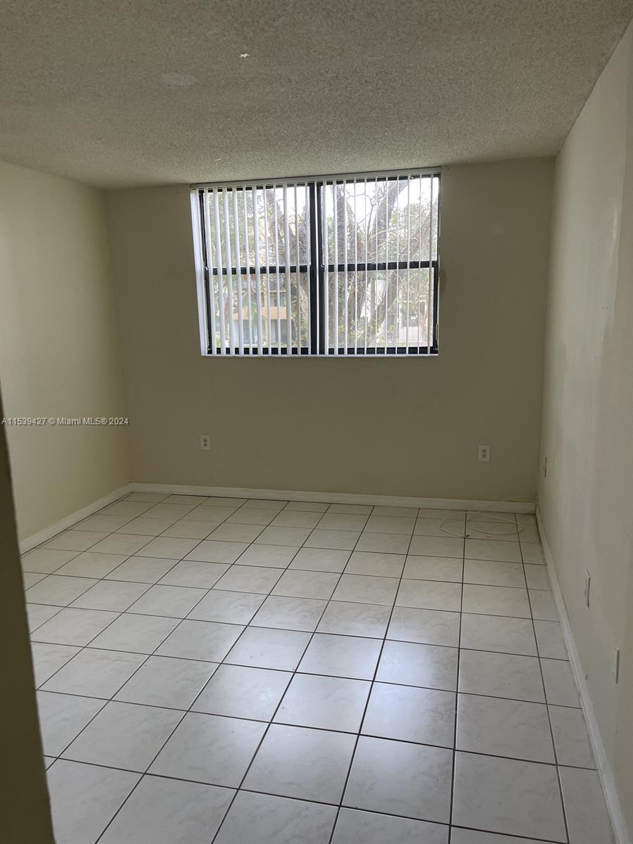 8002 SW 149th Ave B211, Miami, Florida 33193, 2 Bedrooms Bedrooms, ,2 BathroomsBathrooms,Residentiallease,For Rent,8002 SW 149th Ave B211,A11539427