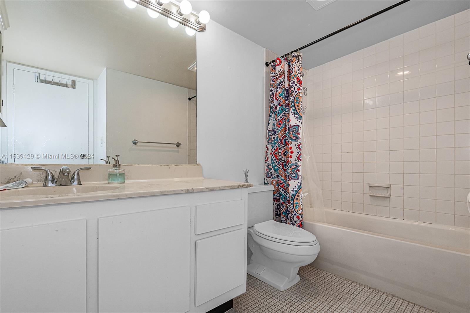 555 NE 15th St 12K, Miami, Florida 33132, 1 Bedroom Bedrooms, ,1 BathroomBathrooms,Residential,For Sale,555 NE 15th St 12K,A11539429