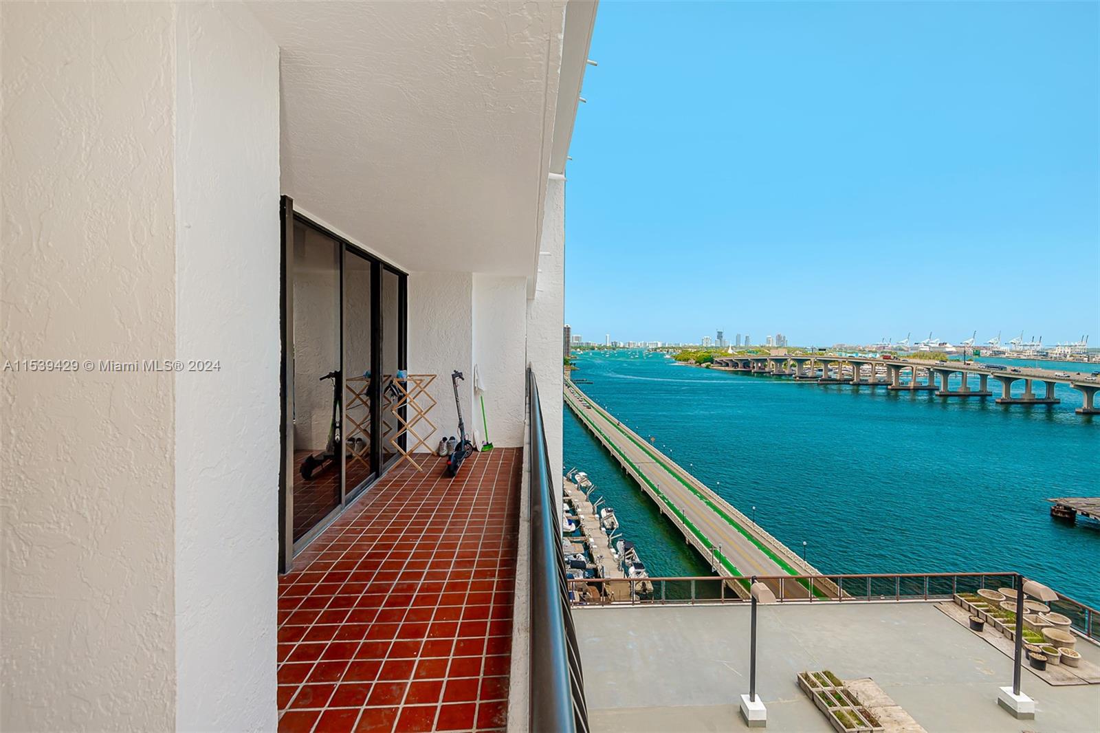 555 NE 15th St 12K, Miami, Florida 33132, 1 Bedroom Bedrooms, ,1 BathroomBathrooms,Residential,For Sale,555 NE 15th St 12K,A11539429