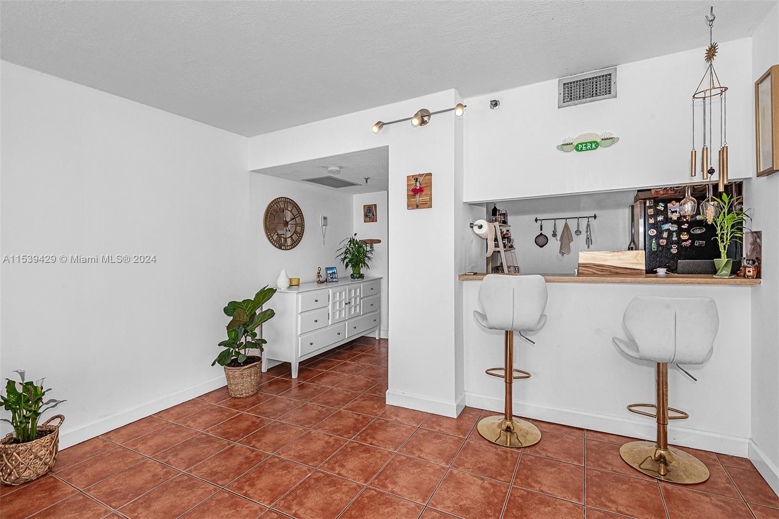 555 NE 15th St 12K, Miami, Florida 33132, 1 Bedroom Bedrooms, ,1 BathroomBathrooms,Residential,For Sale,555 NE 15th St 12K,A11539429