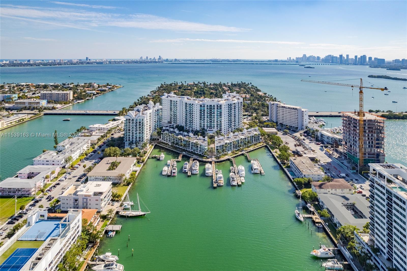7900  Harbor Island Dr #1505 For Sale A11539163, FL