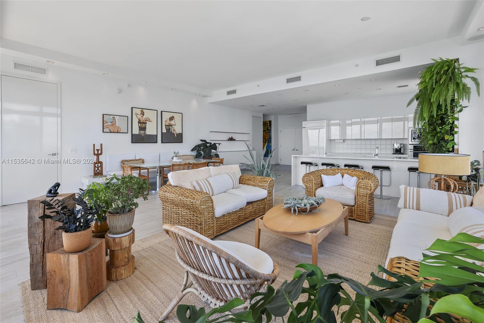 460 NE 28th St 4001, Miami, Florida 33137, 4 Bedrooms Bedrooms, ,4 BathroomsBathrooms,Residential,For Sale,460 NE 28th St 4001,A11535642