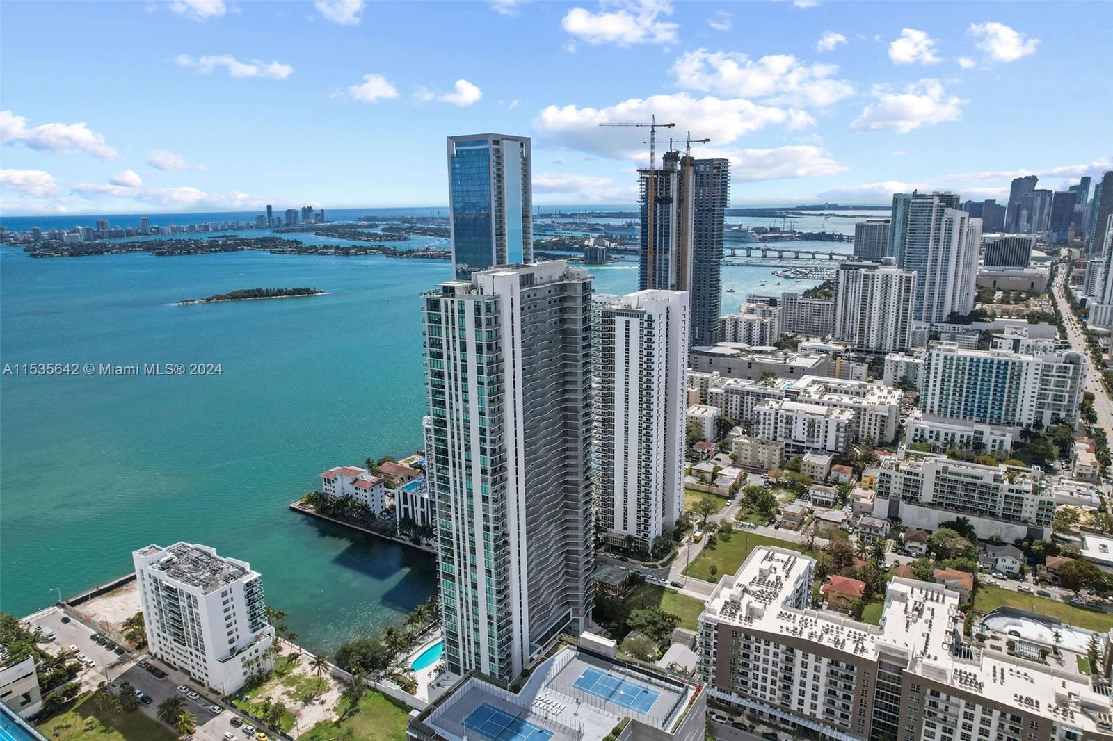 460 NE 28th St 4001, Miami, Florida 33137, 4 Bedrooms Bedrooms, ,4 BathroomsBathrooms,Residential,For Sale,460 NE 28th St 4001,A11535642