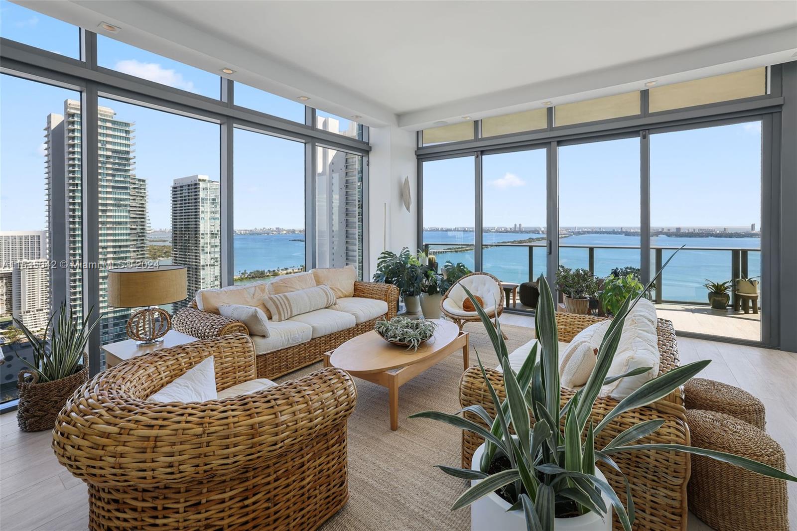 460 NE 28th St 4001, Miami, Florida 33137, 4 Bedrooms Bedrooms, ,4 BathroomsBathrooms,Residential,For Sale,460 NE 28th St 4001,A11535642