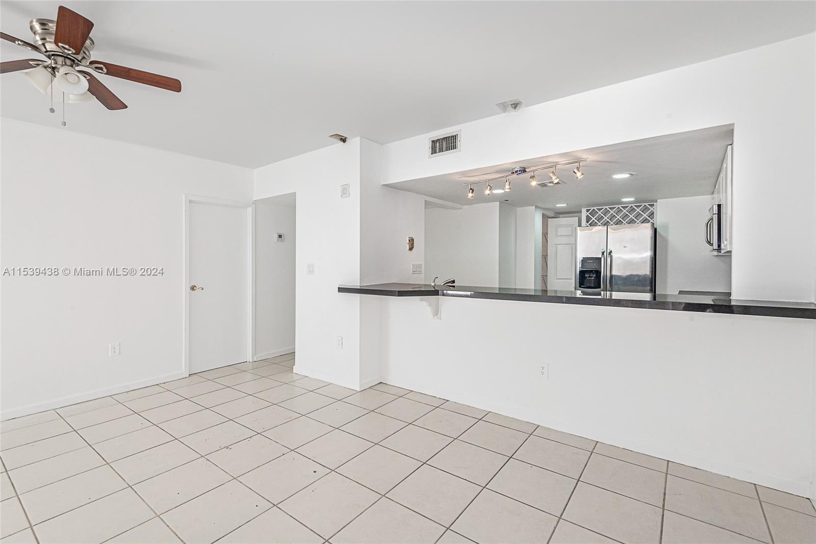 555 NE 15th St 603, Miami, Florida 33132, 1 Bedroom Bedrooms, ,1 BathroomBathrooms,Residential,For Sale,555 NE 15th St 603,A11539438
