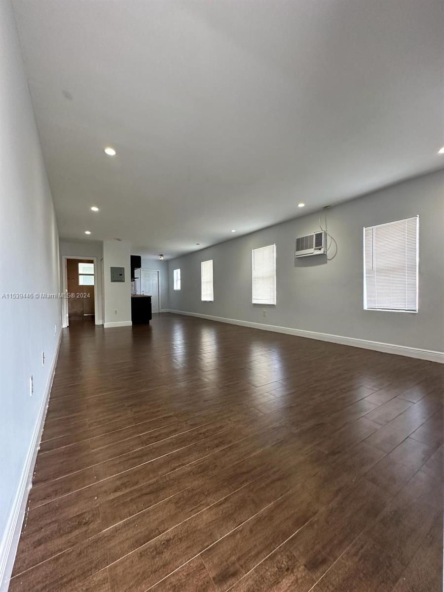 123 NW 15th St U, Miami, Florida 33136, ,1 BathroomBathrooms,Residentiallease,For Rent,123 NW 15th St U,A11539446