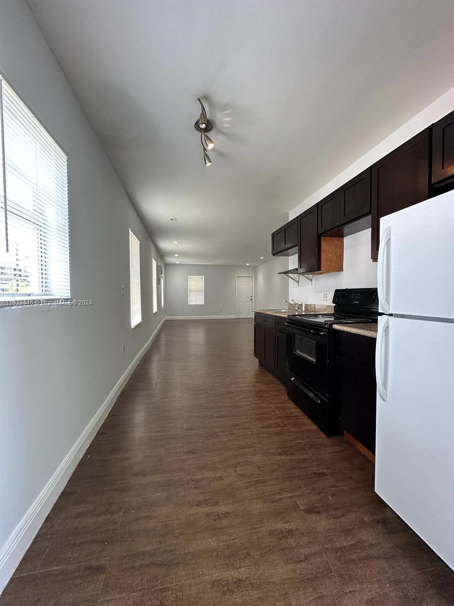 123 NW 15th St U, Miami, Florida 33136, ,1 BathroomBathrooms,Residentiallease,For Rent,123 NW 15th St U,A11539446