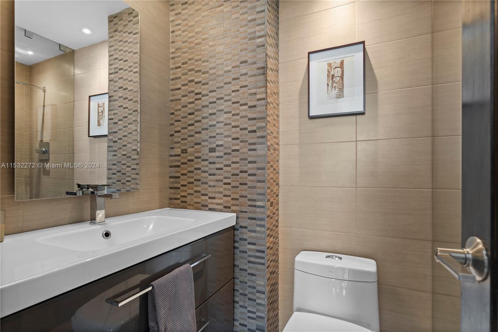 3 Island Ave 3D, Miami Beach, Florida 33139, 2 Bedrooms Bedrooms, ,2 BathroomsBathrooms,Residential,For Sale,3 Island Ave 3D,A11532272