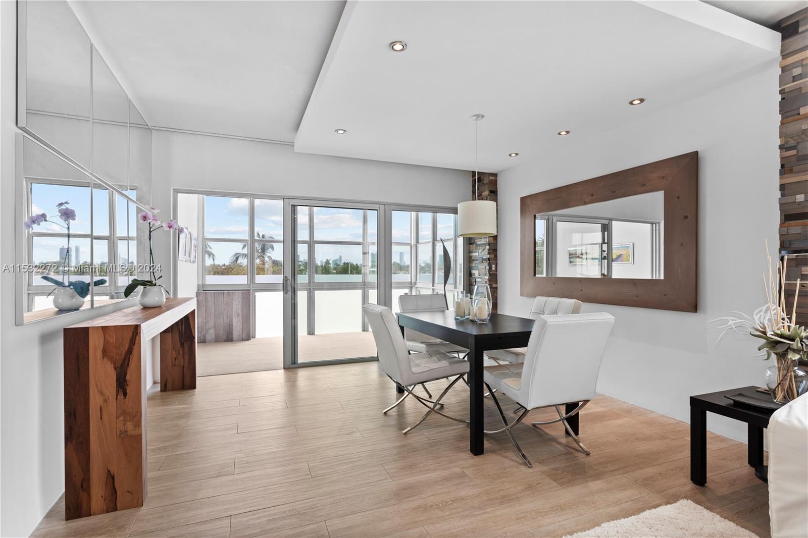 3 Island Ave 3D, Miami Beach, Florida 33139, 2 Bedrooms Bedrooms, ,2 BathroomsBathrooms,Residential,For Sale,3 Island Ave 3D,A11532272