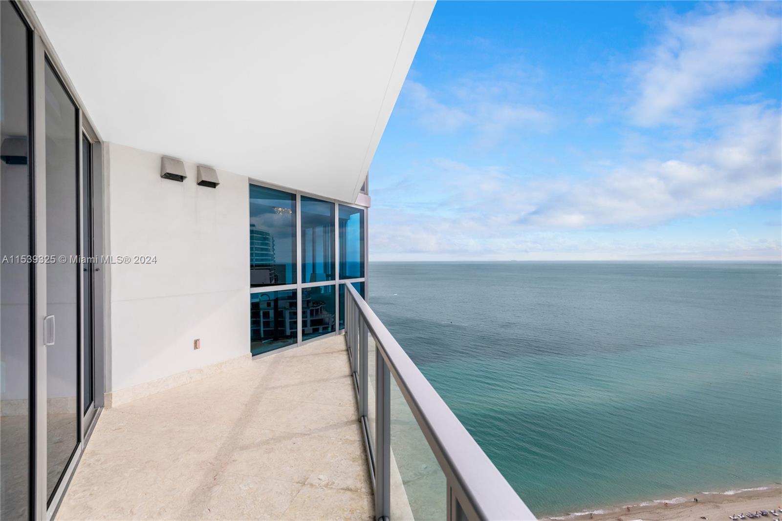 3101 S Ocean Dr 3506, Hollywood, Florida 33019, 3 Bedrooms Bedrooms, ,3 BathroomsBathrooms,Residential,For Sale,3101 S Ocean Dr 3506,A11539325