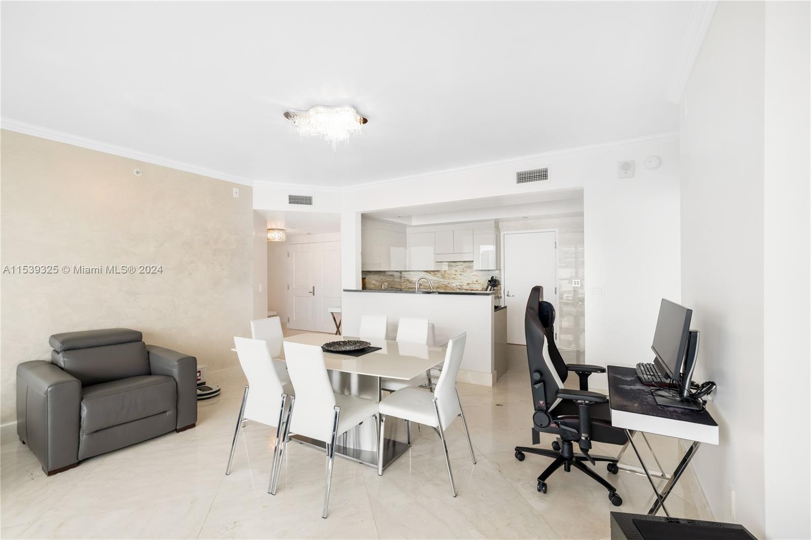 3101 S Ocean Dr 3506, Hollywood, Florida 33019, 3 Bedrooms Bedrooms, ,3 BathroomsBathrooms,Residential,For Sale,3101 S Ocean Dr 3506,A11539325