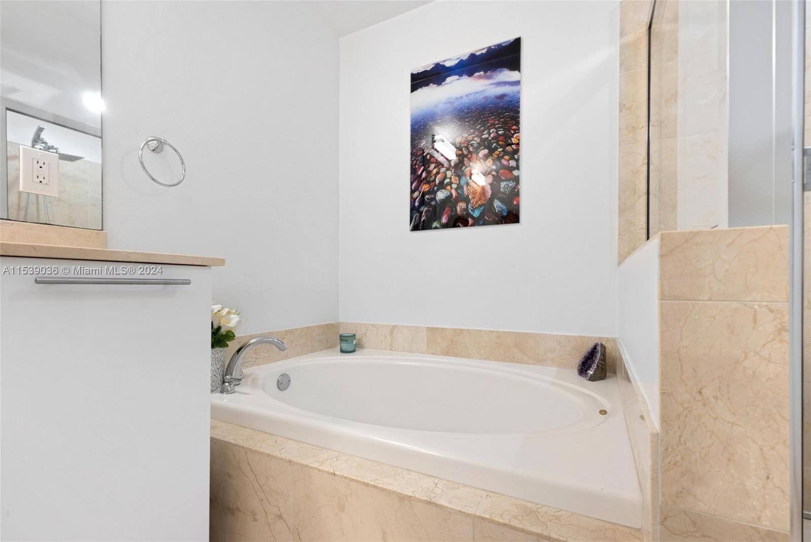 3330 NE 190th St 1212, Aventura, Florida 33180, 2 Bedrooms Bedrooms, ,2 BathroomsBathrooms,Residential,For Sale,3330 NE 190th St 1212,A11539036