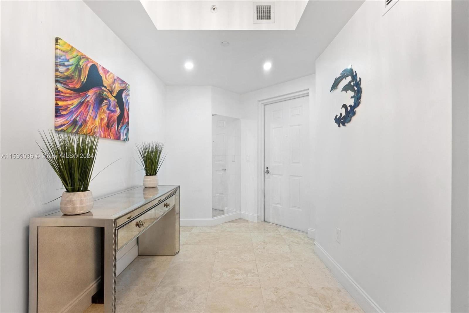 3330 NE 190th St 1212, Aventura, Florida 33180, 2 Bedrooms Bedrooms, ,2 BathroomsBathrooms,Residential,For Sale,3330 NE 190th St 1212,A11539036