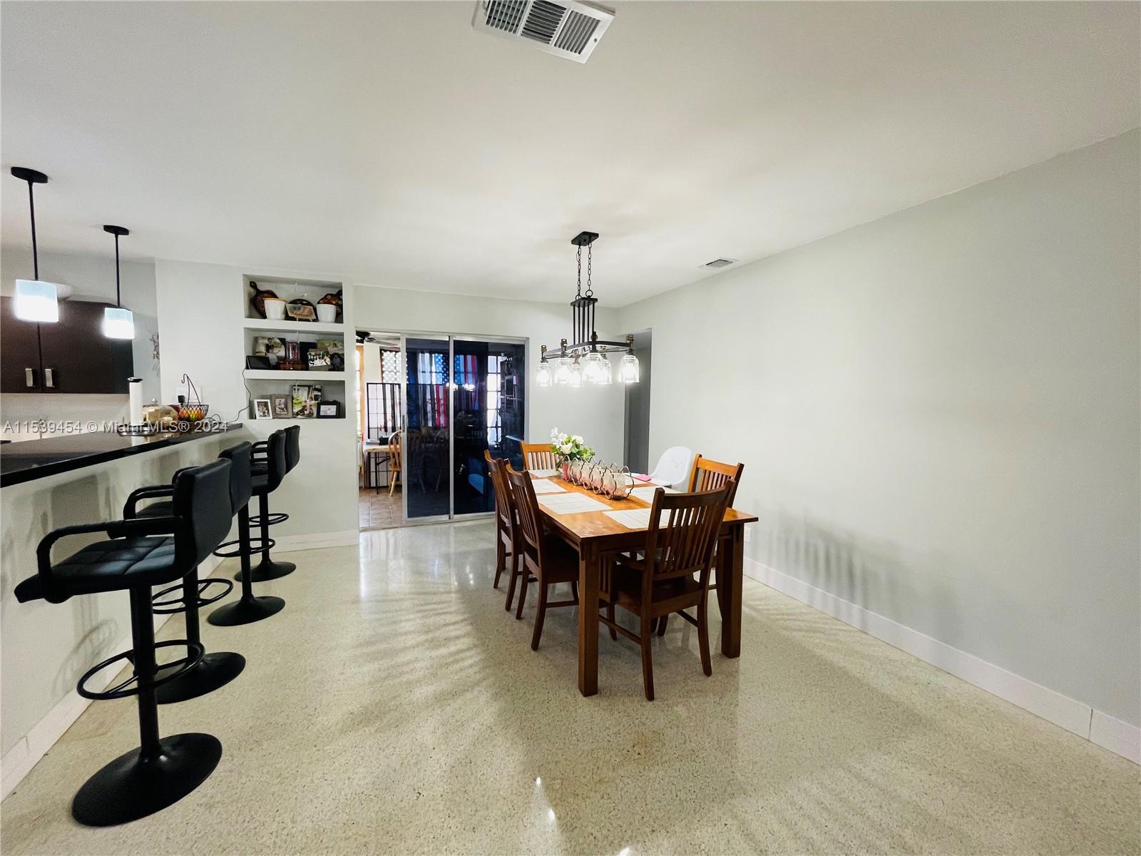 Dania Beach, Florida 33004, 3 Bedrooms Bedrooms, ,2 BathroomsBathrooms,Residential,For Sale,A11539454