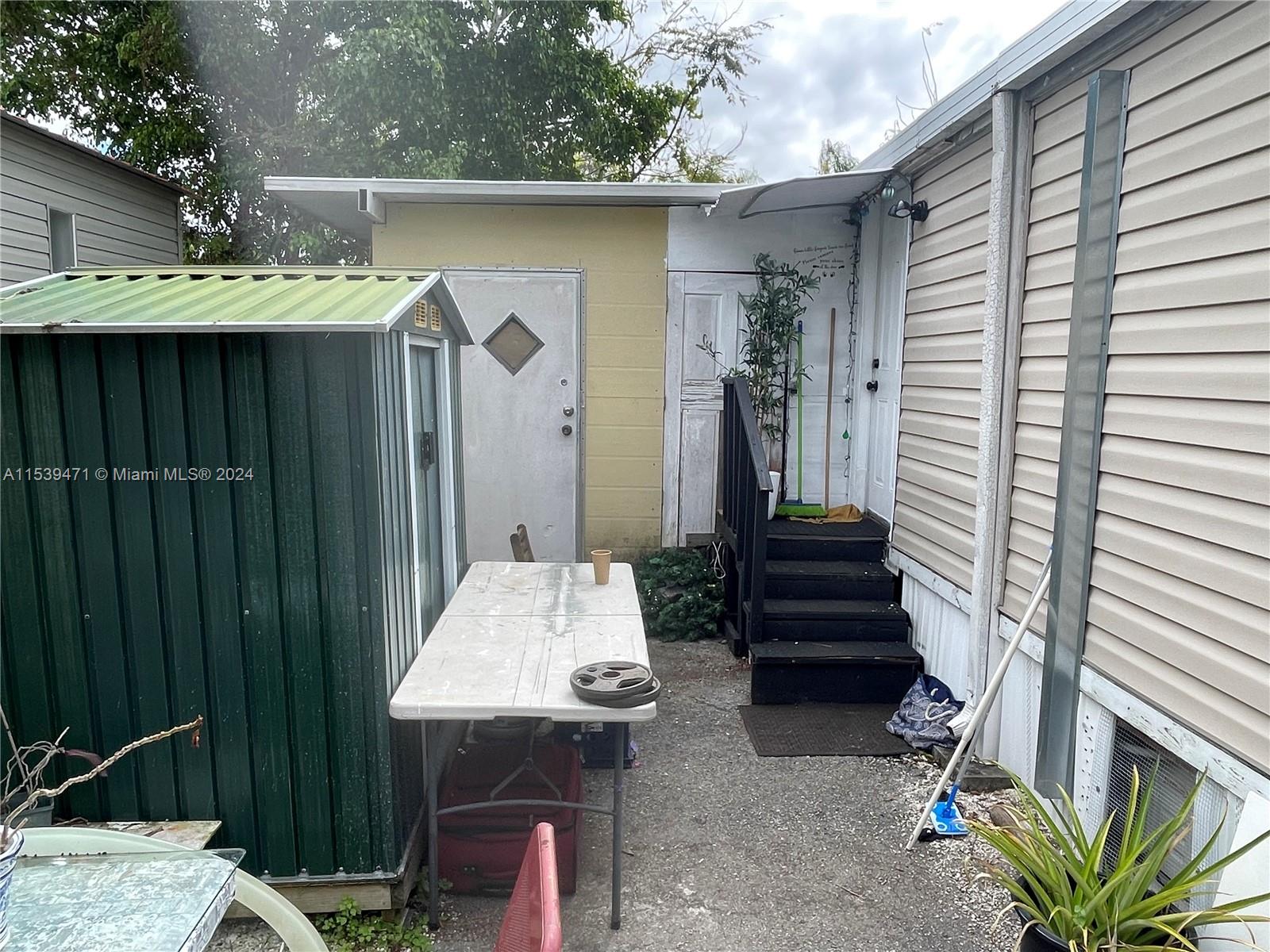 12934 252 Terr lot 609, Homestead, FL, 33032 United States, 2 Bedrooms Bedrooms, ,2 BathroomsBathrooms,Residential,For Sale,252 Terr lot 609,A11539471