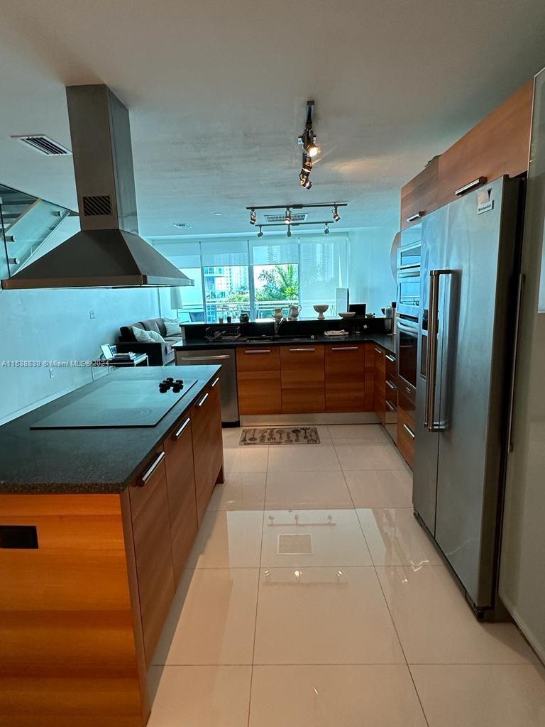 2950 NE 188th St 448, Aventura, Florida 33180, 1 Bedroom Bedrooms, ,2 BathroomsBathrooms,Residentiallease,For Rent,2950 NE 188th St 448,A11538839