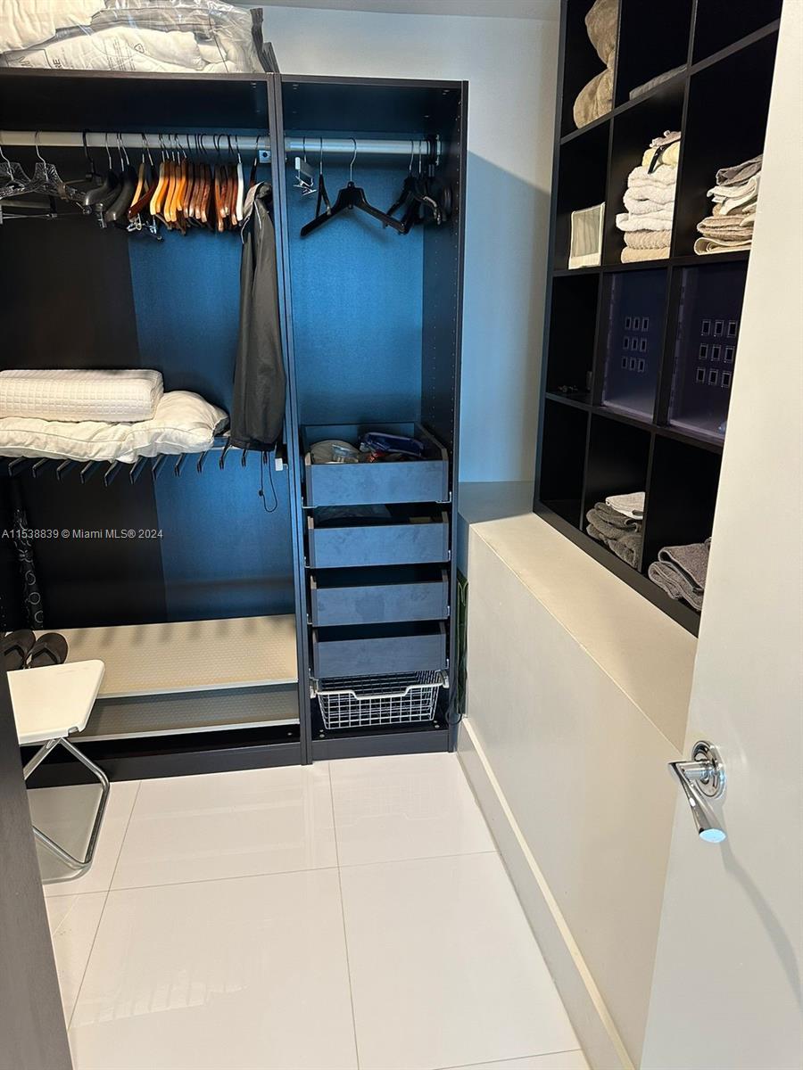 2950 NE 188th St 448, Aventura, Florida 33180, 1 Bedroom Bedrooms, ,2 BathroomsBathrooms,Residentiallease,For Rent,2950 NE 188th St 448,A11538839