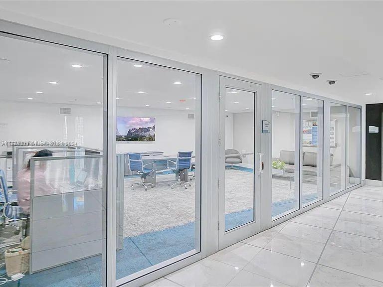 2950 NE 188th St 448, Aventura, Florida 33180, 1 Bedroom Bedrooms, ,2 BathroomsBathrooms,Residentiallease,For Rent,2950 NE 188th St 448,A11538839