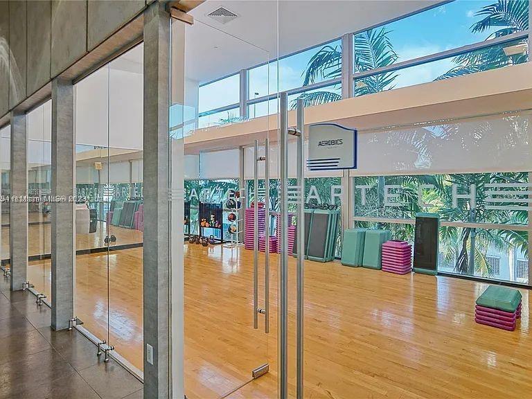 2950 NE 188th St 448, Aventura, Florida 33180, 1 Bedroom Bedrooms, ,2 BathroomsBathrooms,Residentiallease,For Rent,2950 NE 188th St 448,A11538839