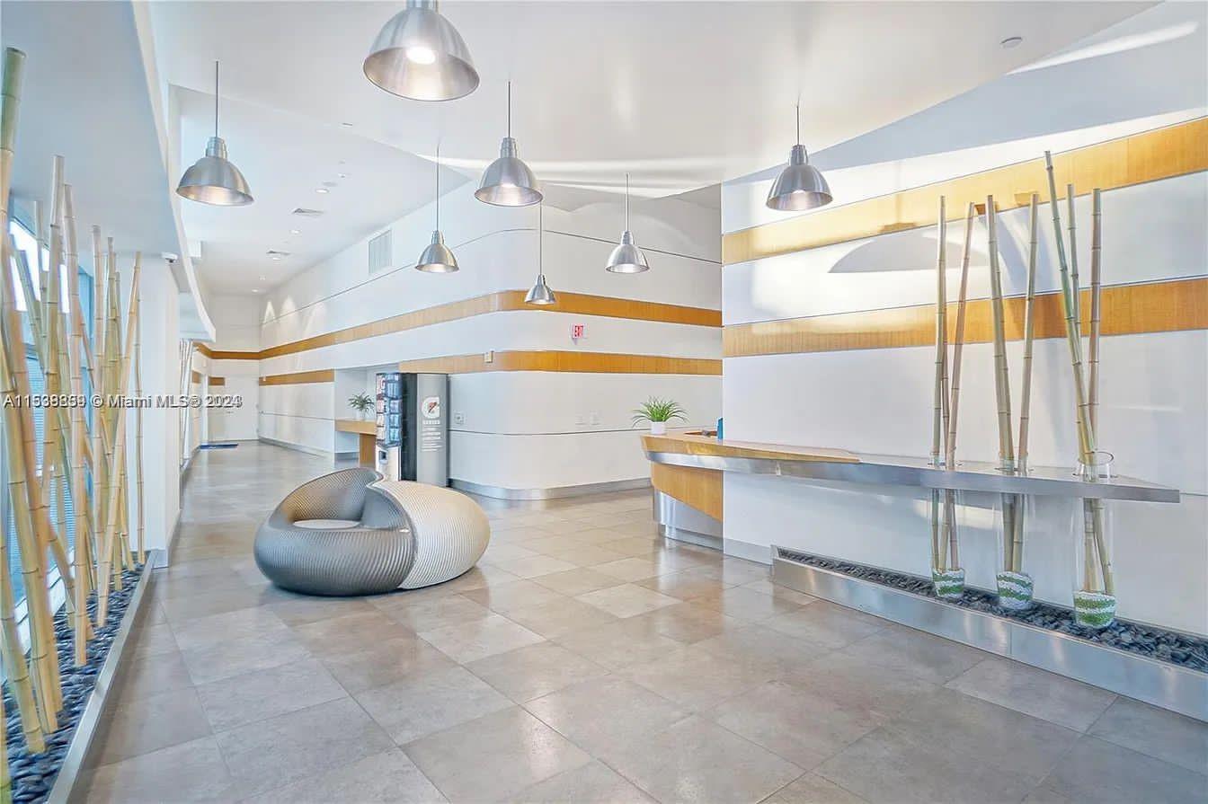 2950 NE 188th St 448, Aventura, Florida 33180, 1 Bedroom Bedrooms, ,2 BathroomsBathrooms,Residentiallease,For Rent,2950 NE 188th St 448,A11538839