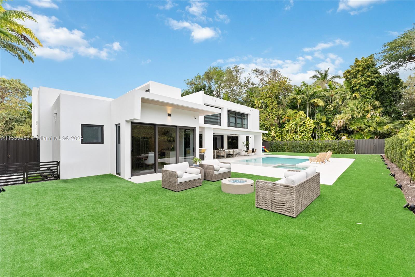 7701 50th Ct, Miami, FL, 33143 United States, 5 Bedrooms Bedrooms, ,5 BathroomsBathrooms,Residential,For Sale,50th Ct,A11539439