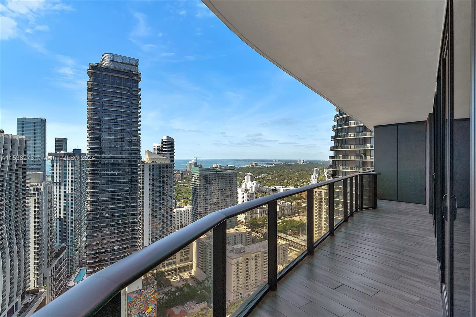801 S Miami Ave 4404, Miami, Florida 33130, 3 Bedrooms Bedrooms, ,3 BathroomsBathrooms,Residentiallease,For Rent,801 S Miami Ave 4404,A11538273