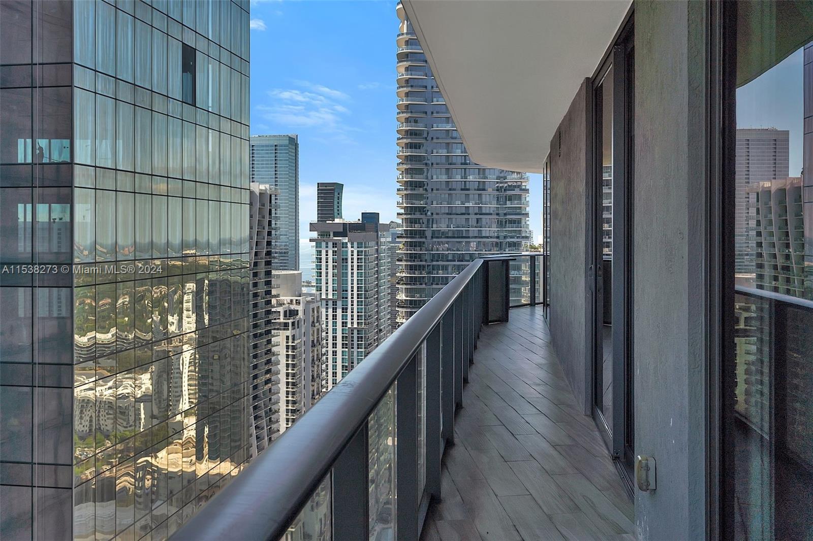 801 S Miami Ave 4404, Miami, Florida 33130, 3 Bedrooms Bedrooms, ,3 BathroomsBathrooms,Residentiallease,For Rent,801 S Miami Ave 4404,A11538273