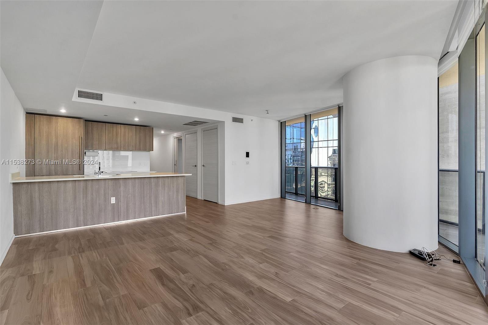 801 S Miami Ave 4404, Miami, Florida 33130, 3 Bedrooms Bedrooms, ,3 BathroomsBathrooms,Residentiallease,For Rent,801 S Miami Ave 4404,A11538273