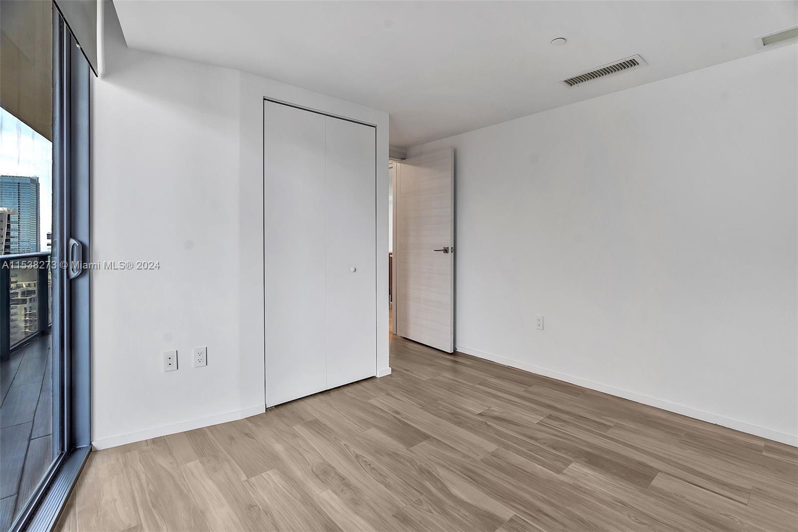801 S Miami Ave 4404, Miami, Florida 33130, 3 Bedrooms Bedrooms, ,3 BathroomsBathrooms,Residentiallease,For Rent,801 S Miami Ave 4404,A11538273