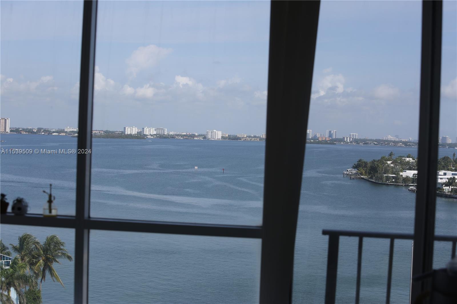 7601 E Treasure Dr 1216, North Bay Village, Florida 33141, 2 Bedrooms Bedrooms, ,2 BathroomsBathrooms,Residential,For Sale,7601 E Treasure Dr 1216,A11539509