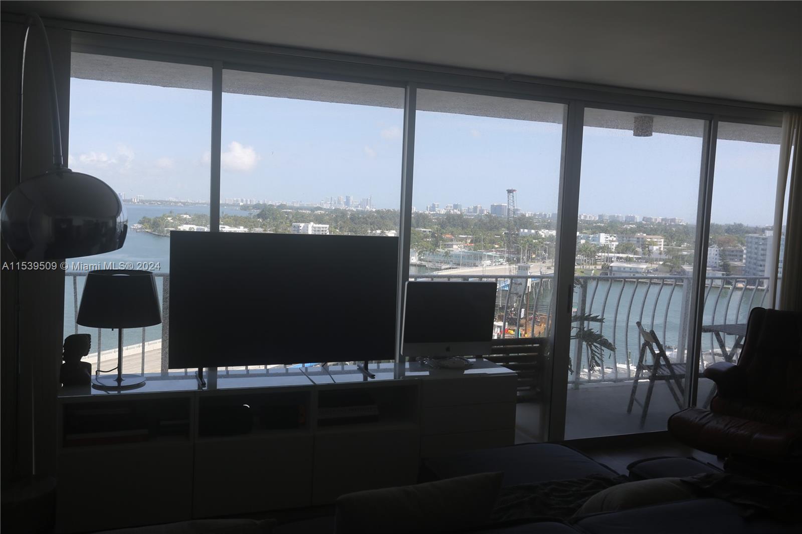 7601 E Treasure Dr 1216, North Bay Village, Florida 33141, 2 Bedrooms Bedrooms, ,2 BathroomsBathrooms,Residential,For Sale,7601 E Treasure Dr 1216,A11539509