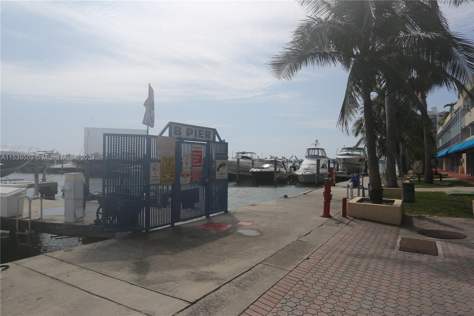 7601 E Treasure Dr 1216, North Bay Village, Florida 33141, 2 Bedrooms Bedrooms, ,2 BathroomsBathrooms,Residential,For Sale,7601 E Treasure Dr 1216,A11539509