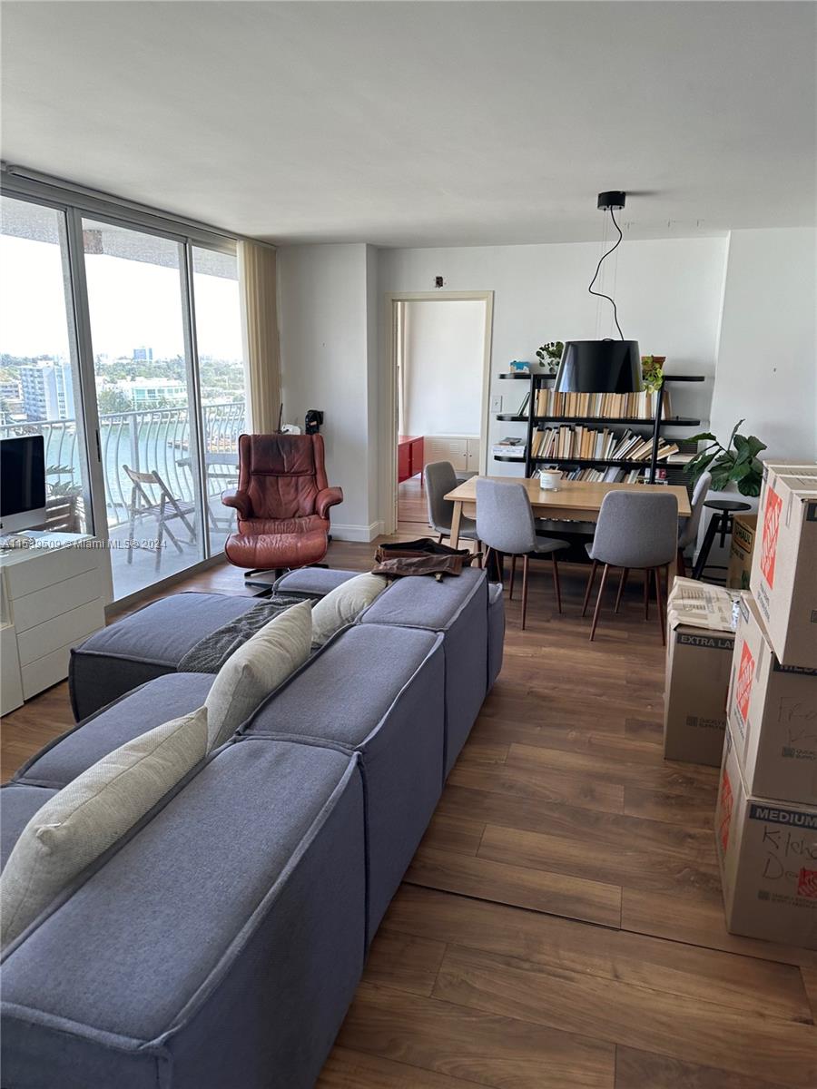 7601 E Treasure Dr 1216, North Bay Village, Florida 33141, 2 Bedrooms Bedrooms, ,2 BathroomsBathrooms,Residential,For Sale,7601 E Treasure Dr 1216,A11539509