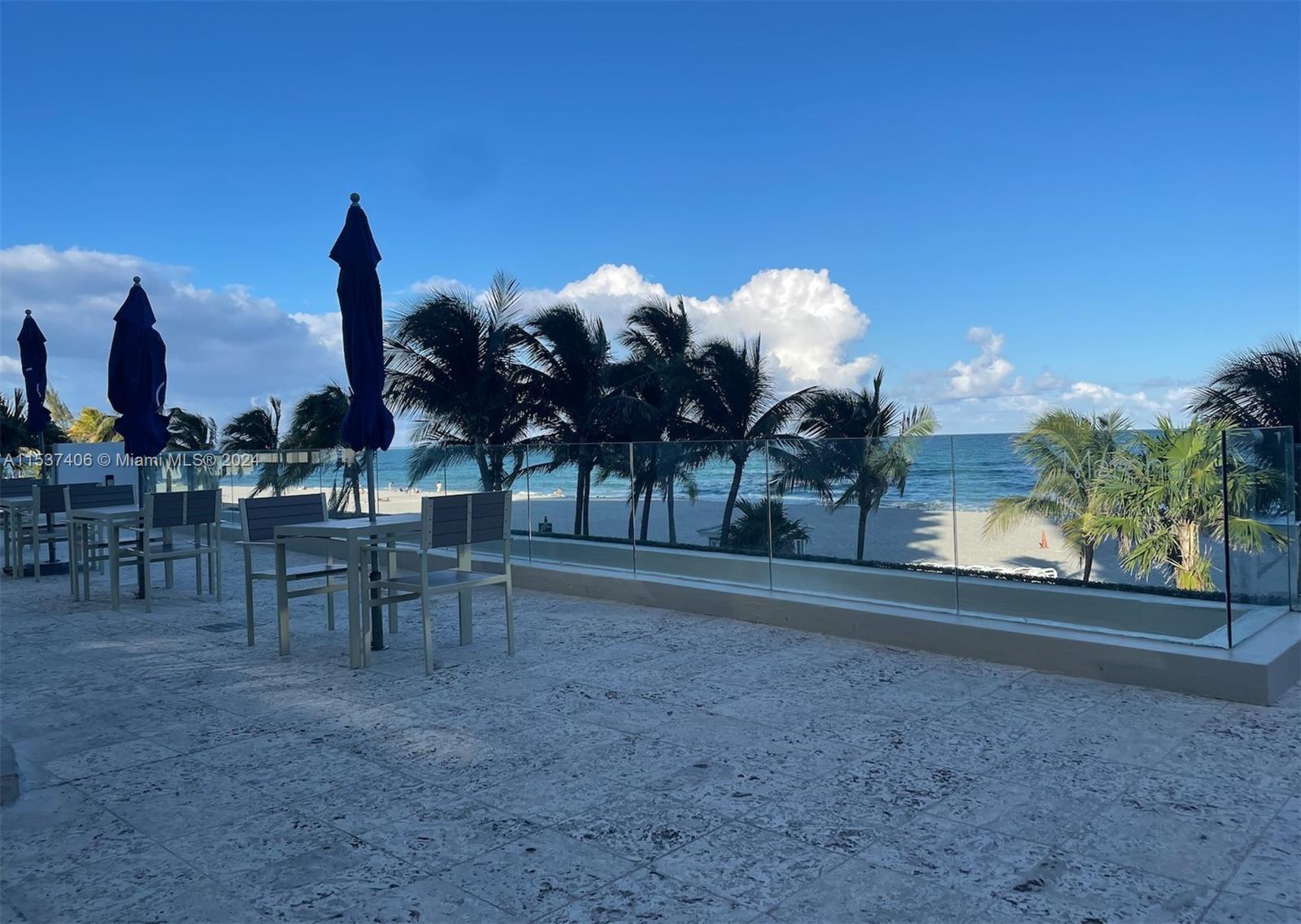 18683 Collins Ave, Sunny Isles Beach, FL, 33160 United States, 1 Bedroom Bedrooms, ,1 BathroomBathrooms,Residential,For Sale,Collins Ave,A11537406