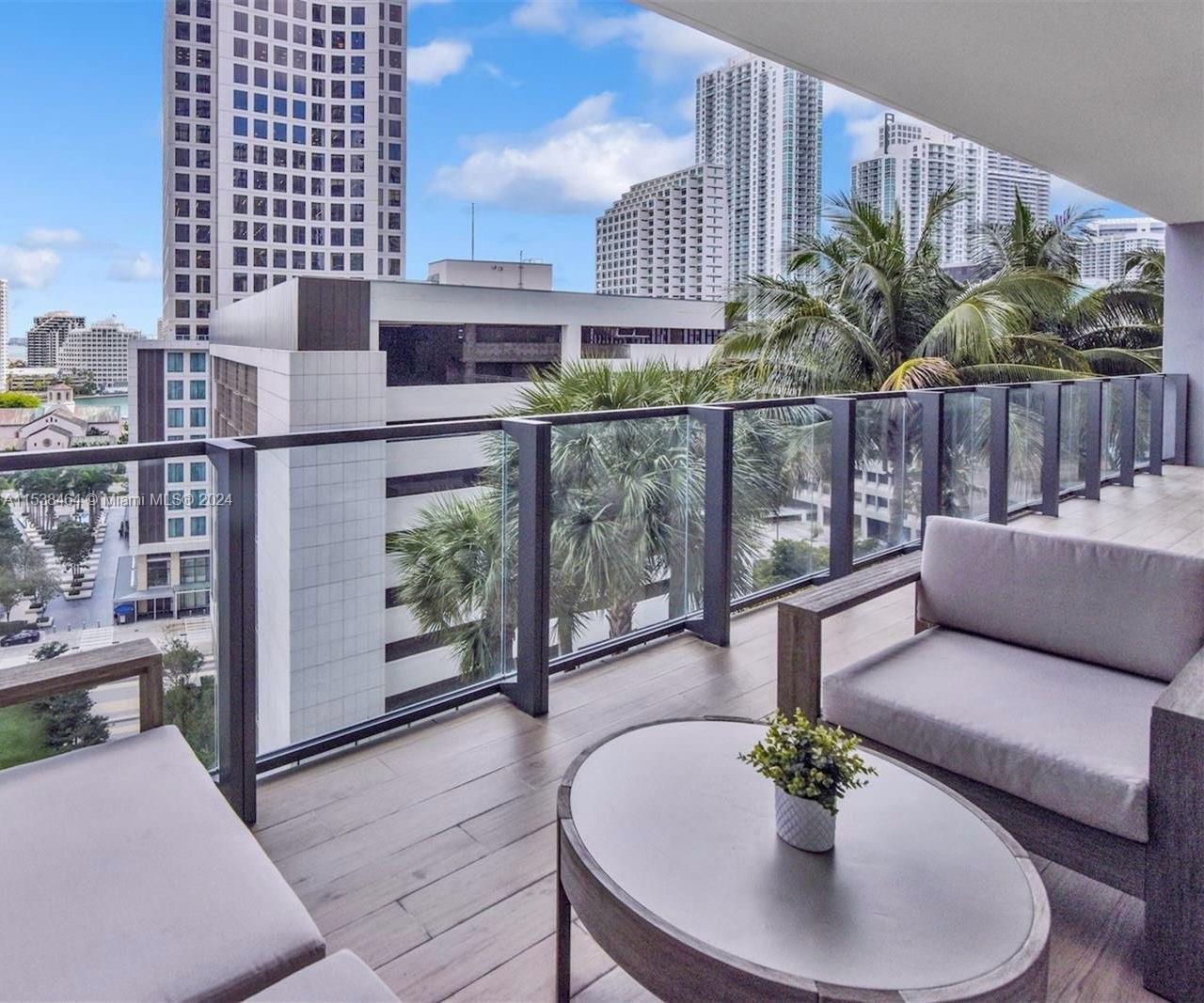 68 SE 6th St 807, Miami, Florida 33131, 2 Bedrooms Bedrooms, ,2 BathroomsBathrooms,Residentiallease,For Rent,68 SE 6th St 807,A11538464