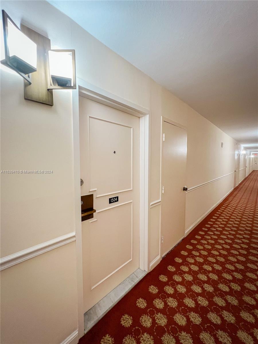 2500 Parkview Dr 1504, Hallandale Beach, Florida 33009, 1 Bedroom Bedrooms, ,1 BathroomBathrooms,Residential,For Sale,2500 Parkview Dr 1504,A11539410