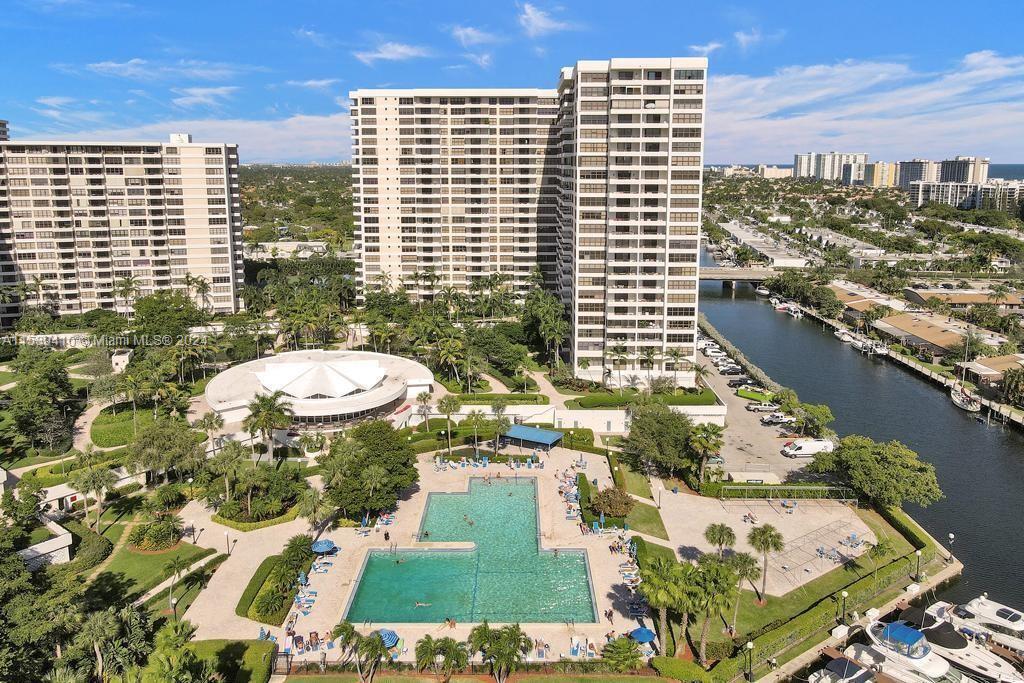 2500 Parkview Dr 1504, Hallandale Beach, Florida 33009, 1 Bedroom Bedrooms, ,1 BathroomBathrooms,Residential,For Sale,2500 Parkview Dr 1504,A11539410