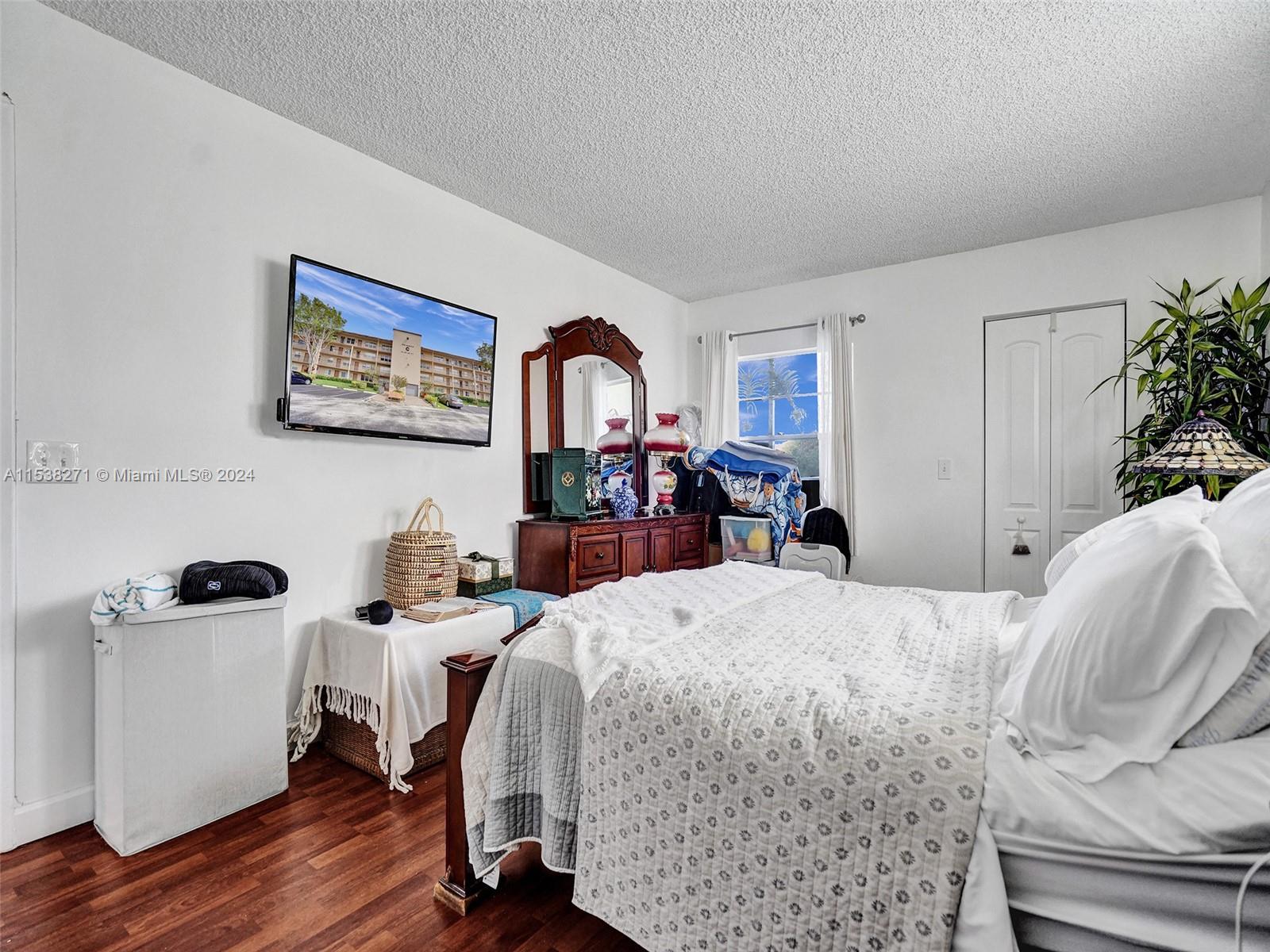 301 SW 135th Ave 118C, Pembroke Pines, Florida 33027, 2 Bedrooms Bedrooms, ,2 BathroomsBathrooms,Residential,For Sale,301 SW 135th Ave 118C,A11538271