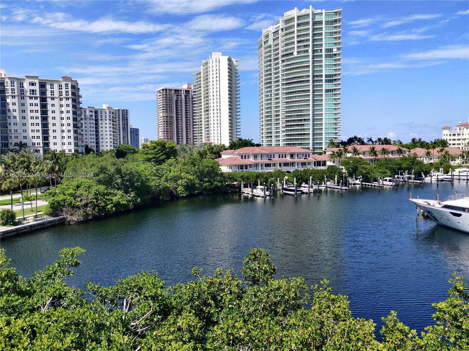 19999 Country Club Dr, Aventura, FL, 33180 United States, 3 Bedrooms Bedrooms, ,2 BathroomsBathrooms,Residential,For Sale,Country Club Dr,A11539532