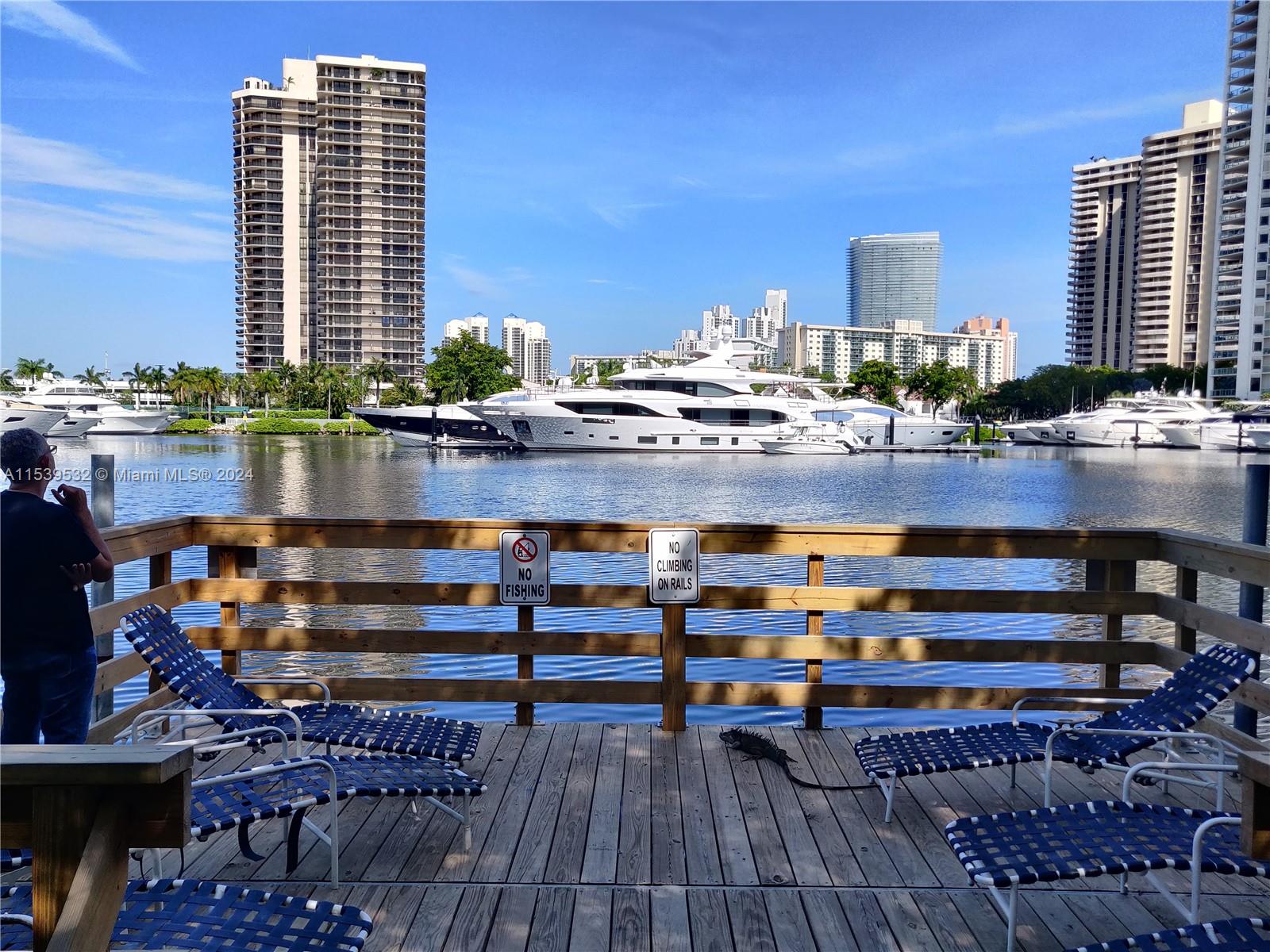 19999 Country Club Dr, Aventura, FL, 33180 United States, 3 Bedrooms Bedrooms, ,2 BathroomsBathrooms,Residential,For Sale,Country Club Dr,A11539532