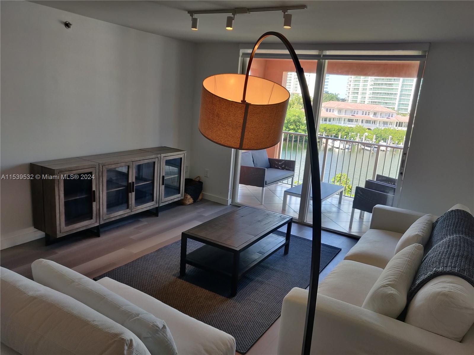 19999 Country Club Dr, Aventura, FL, 33180 United States, 3 Bedrooms Bedrooms, ,2 BathroomsBathrooms,Residential,For Sale,Country Club Dr,A11539532
