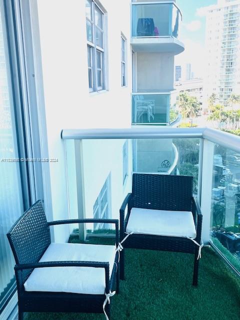 19370 Collins Ave, Sunny Isles Beach, FL, 33160 United States, 1 Bedroom Bedrooms, ,1 BathroomBathrooms,Residential,For Sale,Collins Ave,A11539590