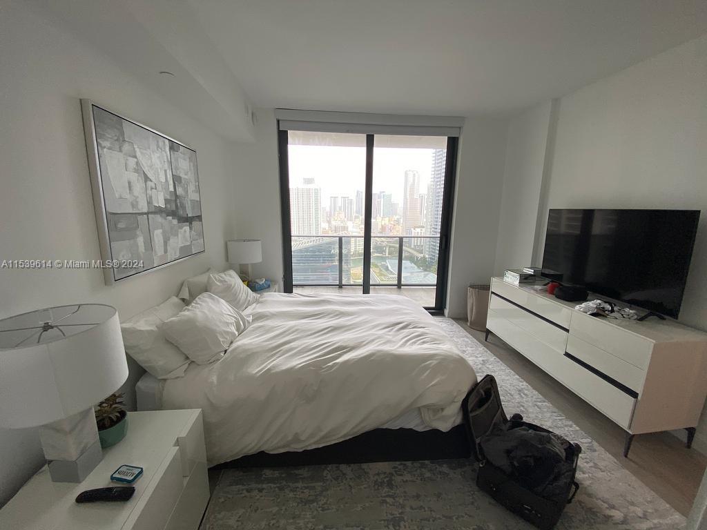 45 SW 9th St 2601, Miami, Florida 33130, 2 Bedrooms Bedrooms, ,2 BathroomsBathrooms,Residentiallease,For Rent,45 SW 9th St 2601,A11539614