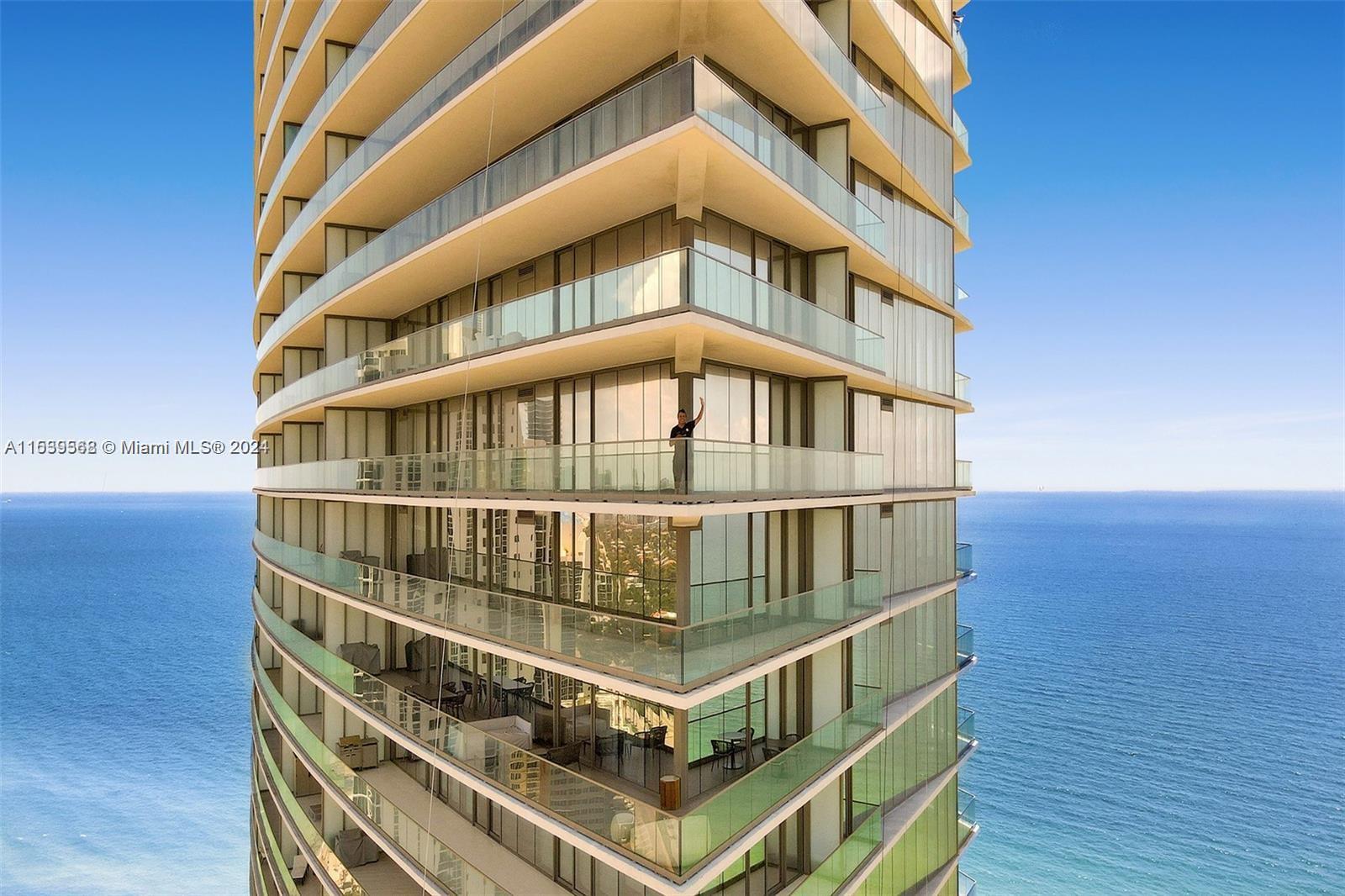 18975 Collins Ave 4605, Sunny Isles Beach, FL 33160, 2 Bedrooms Bedrooms, ,2 BathroomsBathrooms,Residential,For Sale,Collins Ave,A11539568
