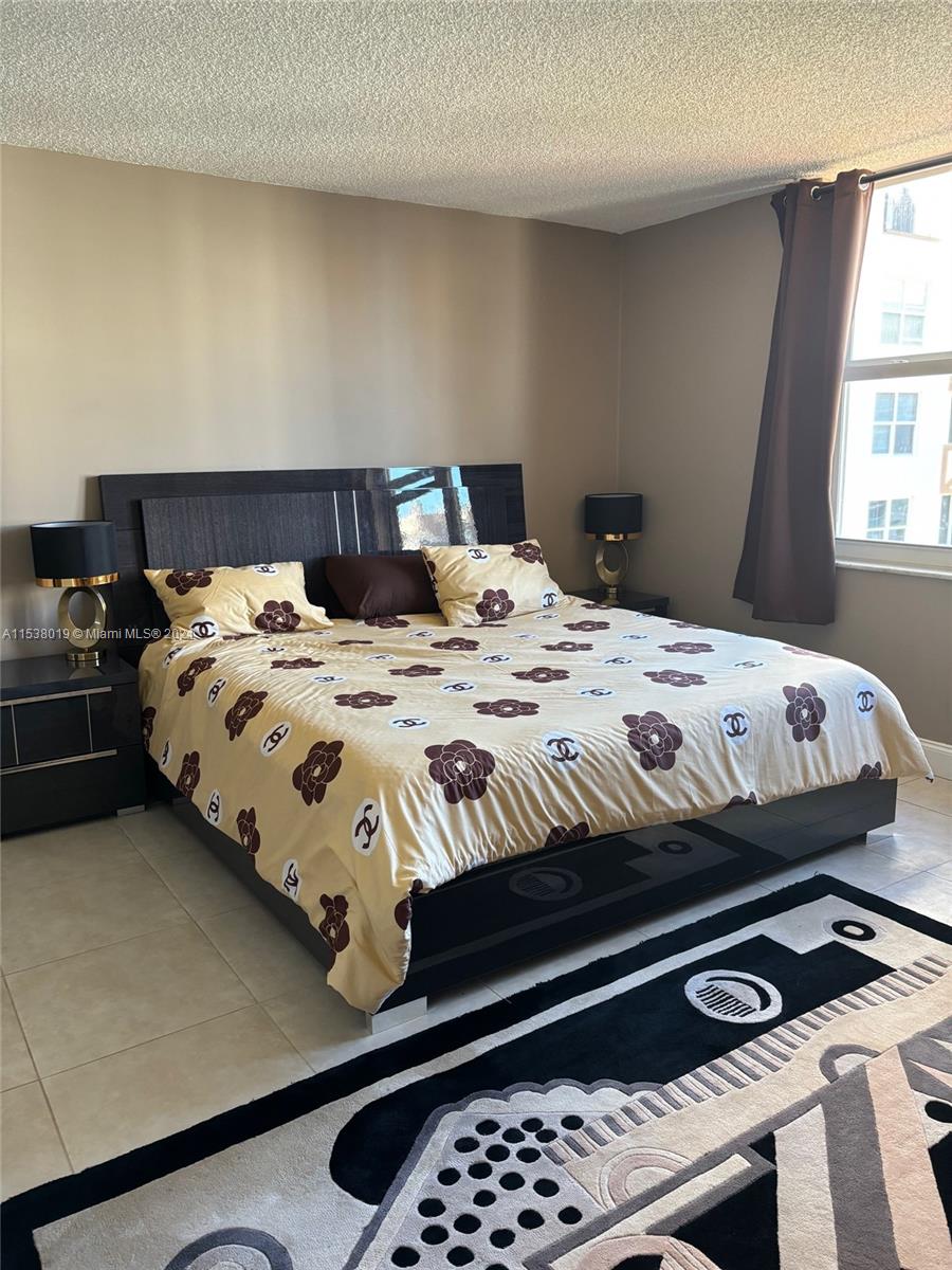 1865 S Ocean Dr 12N, Hallandale Beach, Florida 33009, 1 Bedroom Bedrooms, ,2 BathroomsBathrooms,Residentiallease,For Rent,1865 S Ocean Dr 12N,A11538019